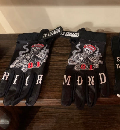 Black Support Richmond Gloves
