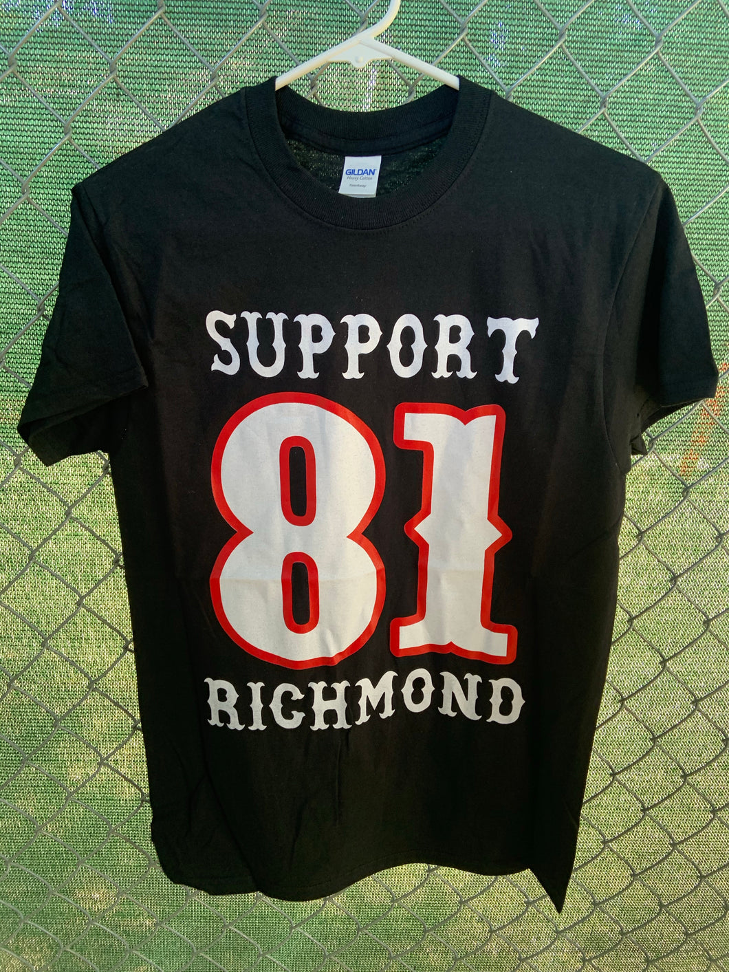 Men’s black sleeve shirt with big support 81 richmond on front