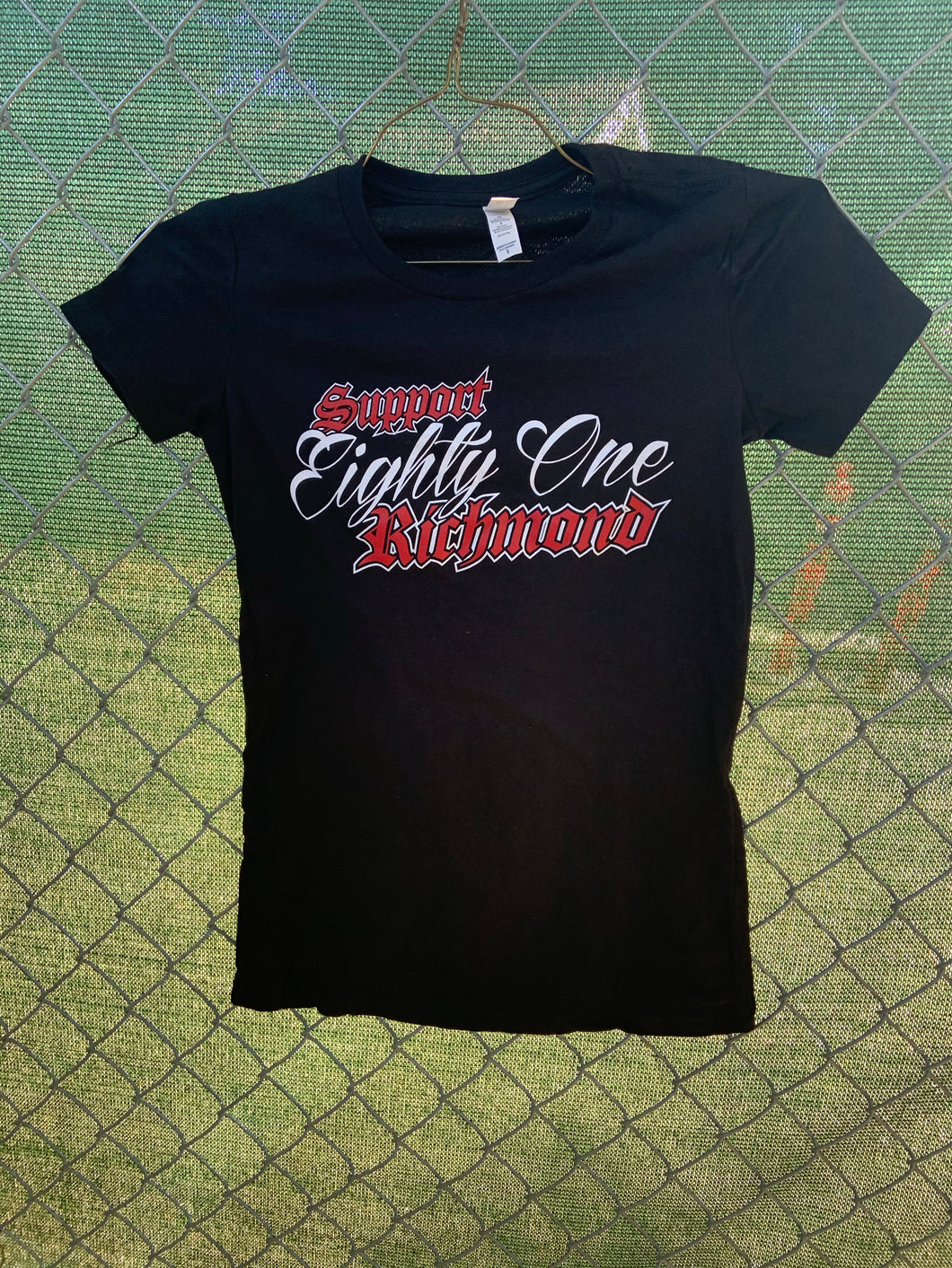 Black t shirt support eighty one richmond on front